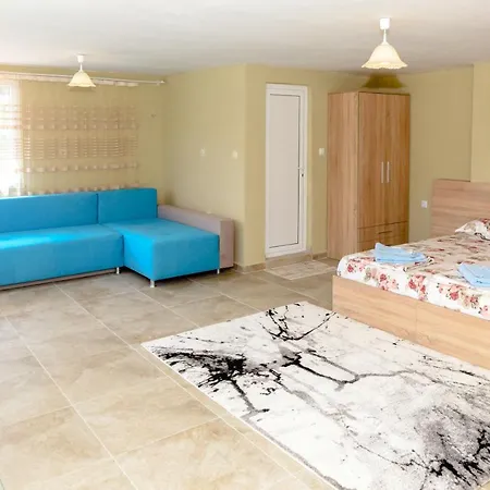 комплекс Magic Life Къща за гости