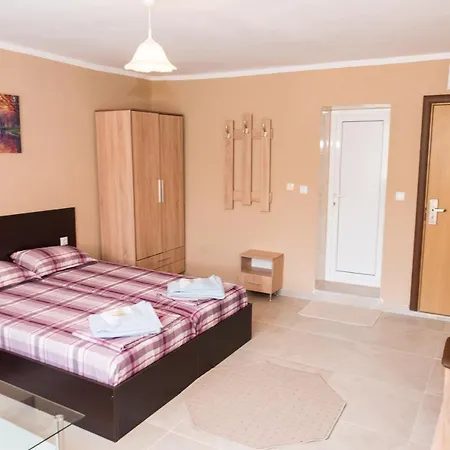 Къща за гости комплекс Magic Life Vishna